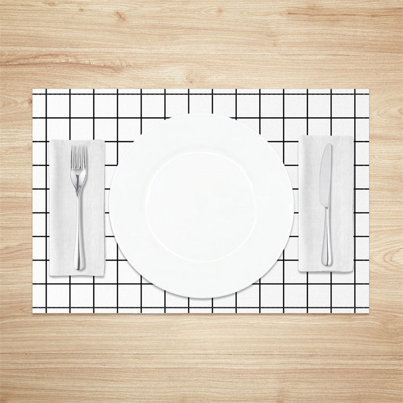 Aperturee - Modern White Black Plaid Dining Set Of 4 Placemats