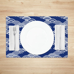 Aperturee - Blue White Wavy Pattern Modern Set Of 4 Placemats