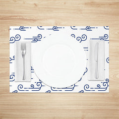 Aperturee - White White Wavy Lines Set Of 4 Placemats For Table