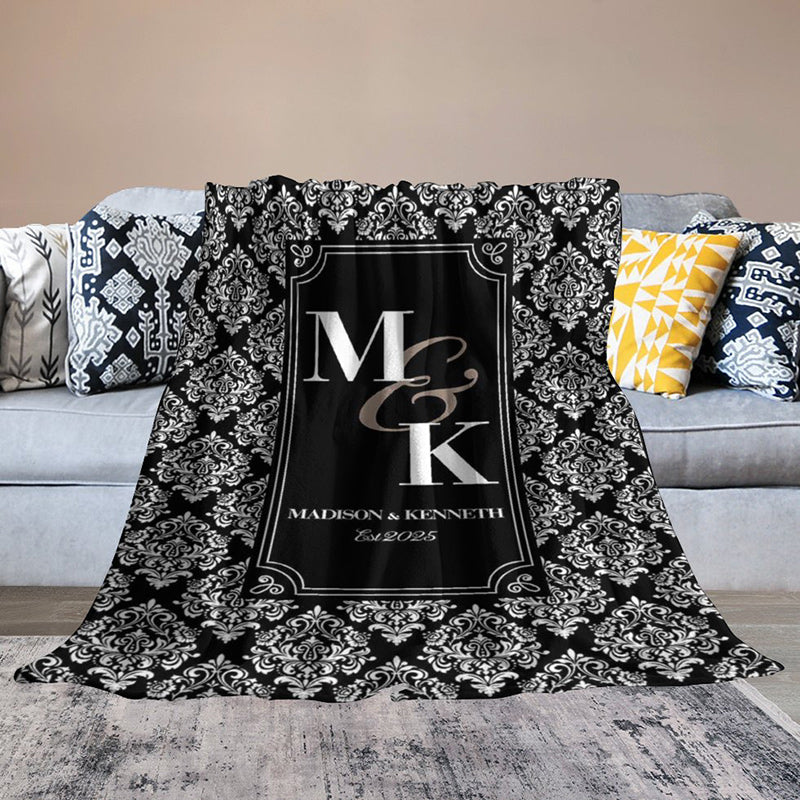 Aperturee - Aperturee Black White Retro Pattern Custom Couple Name Blanket