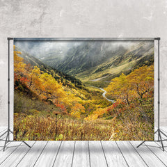 Aperturee - Colorful Autumn Valley Shrouded In Mist Backdrop