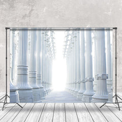 Aperturee - Infinitely Extending White Pillars Wedding Backdrop