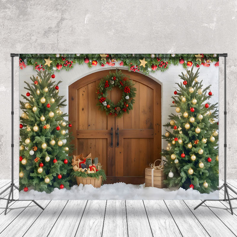 Aperturee - Aperturee Xmas Trees Wooden Door Vintage Christmas Backdrop