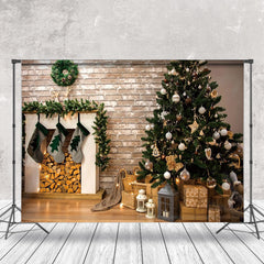 Aperturee - Aperturee Retro Brick Wall Tree Fireplace Christmas Backdrop