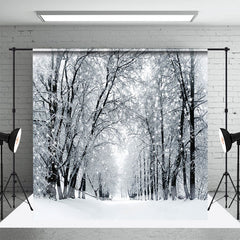 Aperturee - Aperturee White Heavy Snowy Forest Fence Room Set Backdrop