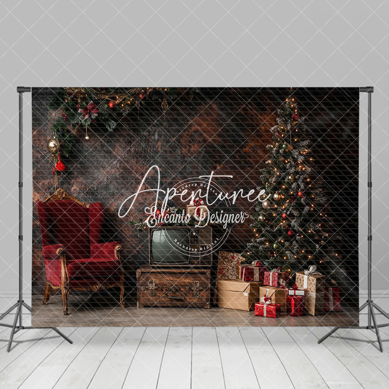 Aperturee - Aperturee Antique Tv Red Chair Pine Tree Christmas Backdrop