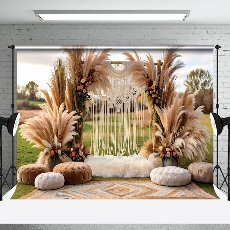 Aperturee - Aperturee Beige Plume Outdoor Boho Photo Backdrop For Event