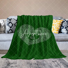 Aperturee - Aperturee Bright Royal Green Custom Family Name Heart Blanket