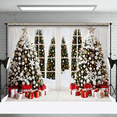 Aperturee - Aperturee Cozy White Room Window Snow Christmas Tree Backdrop