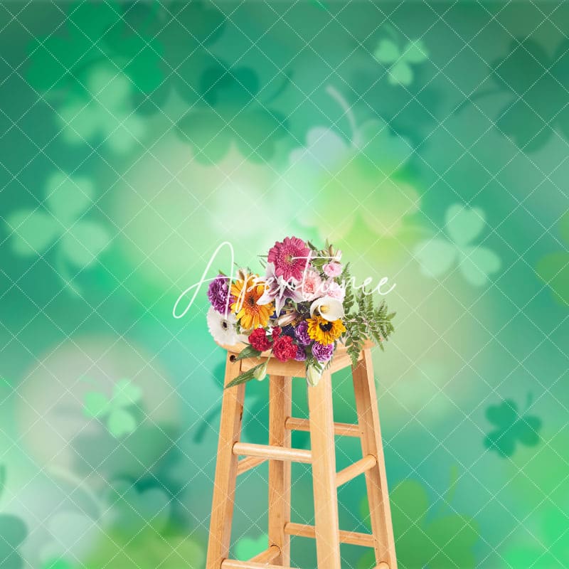 Aperturee - Aperturee Dreamy Gradient Green Clover St Patrick Backdrop