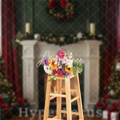 Aperturee - Aperturee Festive Green Red Fireplace Christmas Vibe Backdrop