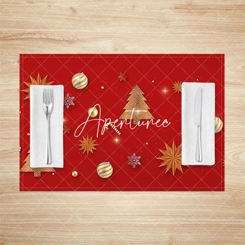 Aperturee - Aperturee Festive Red Gold Snowy Christmas Set Of 4 Placemats