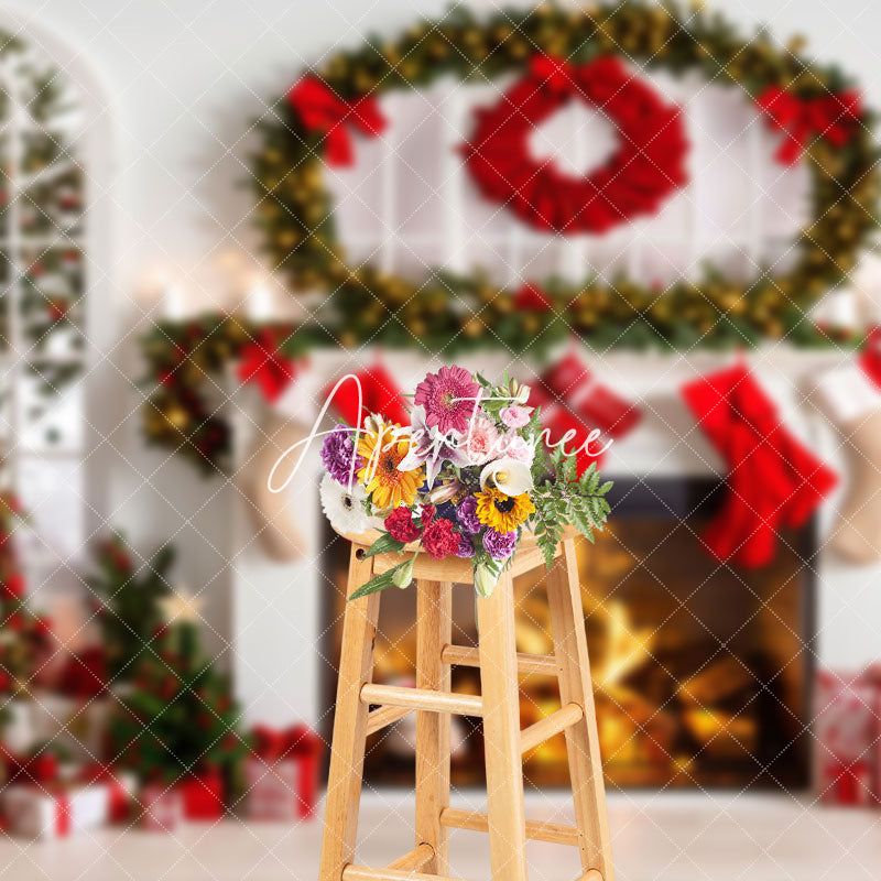 Aperturee - Aperturee Festive White Room Fireplace Tree Christmas Backdrop