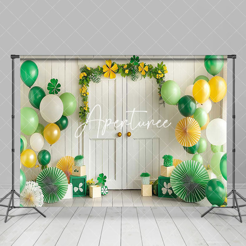 Aperturee - Aperturee Green Balloons Clover White Wood Door Photo Backdrop