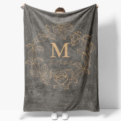 Aperturee - Aperturee Grey Gold Line Wreath Custom Initials Name Blanket