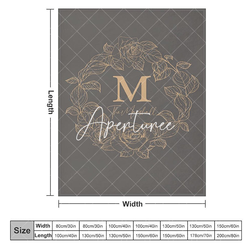 Aperturee - Aperturee Grey Gold Line Wreath Custom Initials Name Blanket