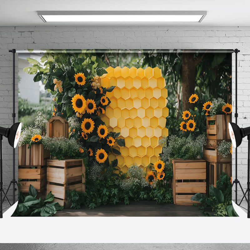 Aperturee - Aperturee Honeycomb Sunflower Plant Leaves Spring Backdrop