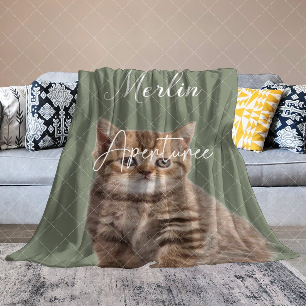 Aperturee - Aperturee Light Green Custom Pet Photo Name Blanket For Gift