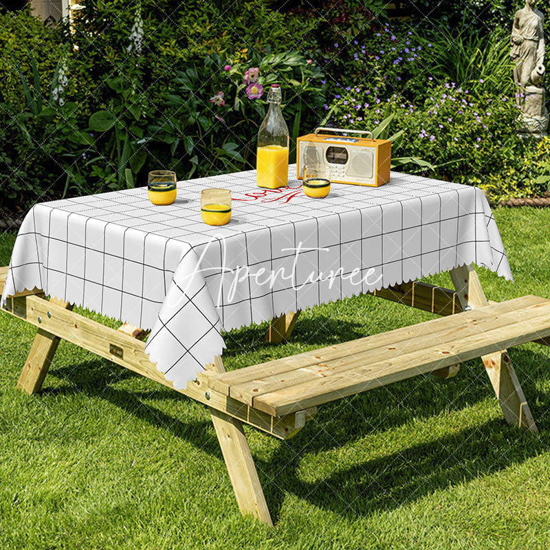 Aperturee - Aperturee Minimalist Black Grid Patterns Simple Tablecloth