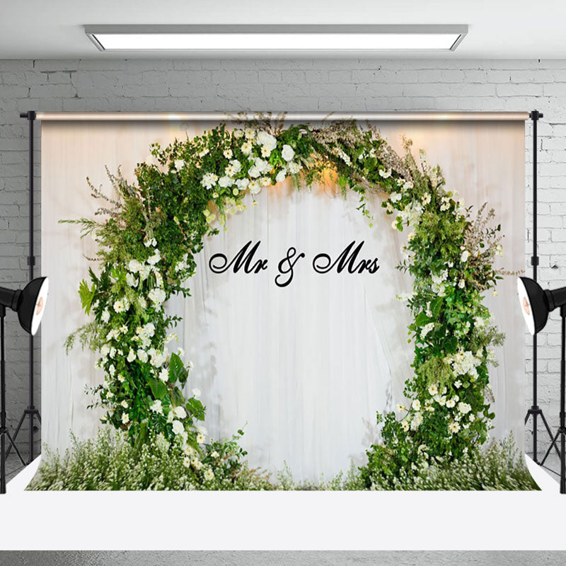 Aperturee - Aperturee Mr. And Mrs. Green Garland Wedding Photo Backdrop