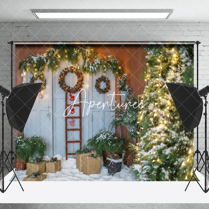 Aperturee - Aperturee Old White Door With Wreath Plants Winter Backdrop