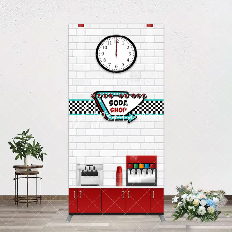 Aperturee - Aperturee Red White Soda Shop Clock Birthday Arch Backdrop