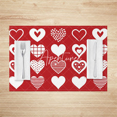 Aperturee - Aperturee Romantic Red White Artistic Love Set Of 4 Placemats