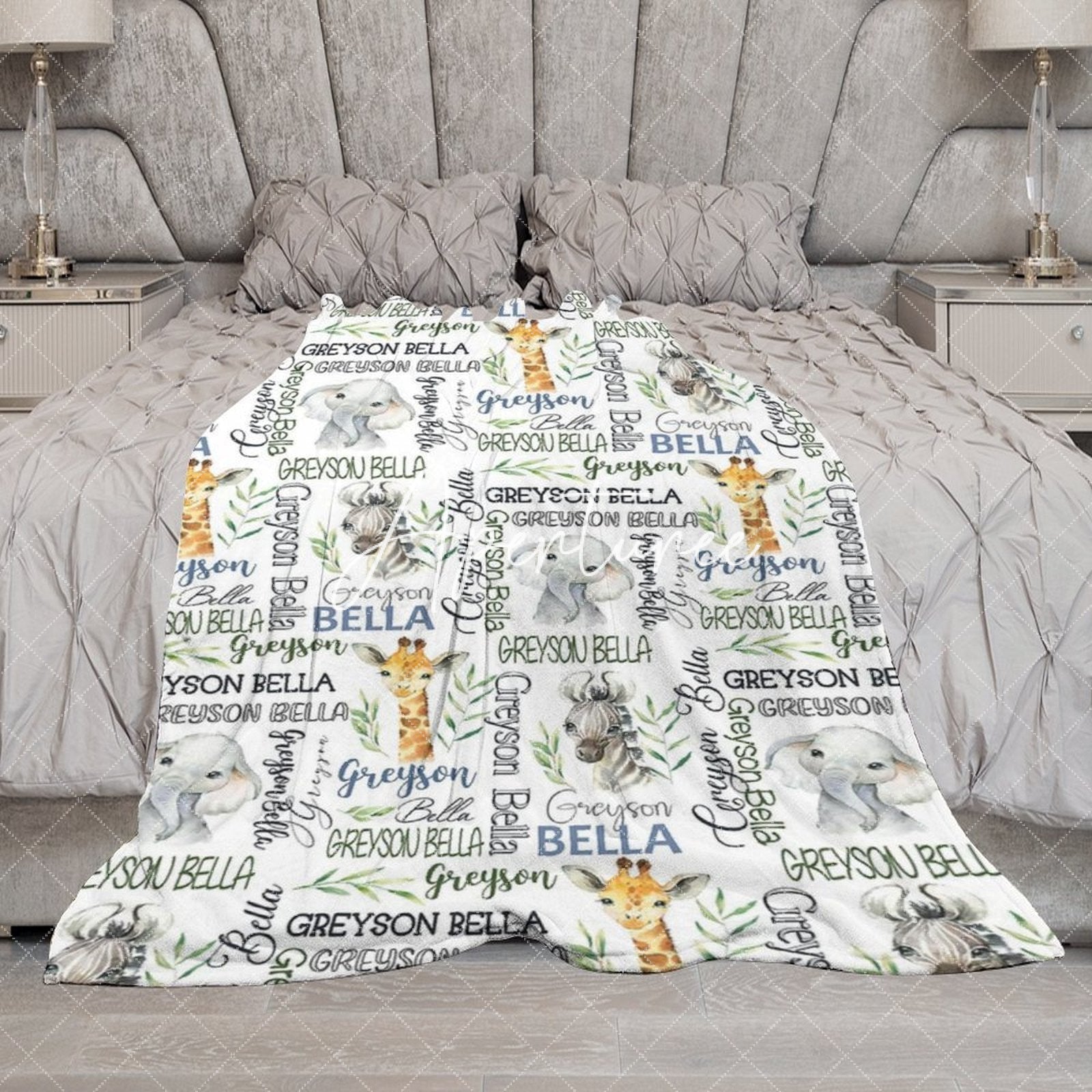 Aperturee - Aperturee Safari Animals Different Fonts Custom Name Blanket