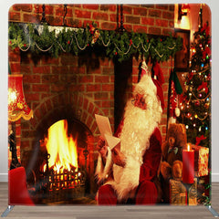 Aperturee - Aperturee Santa Brick Fireplace Christmas Square Backdrop