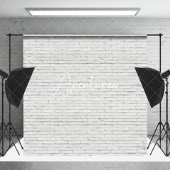 Aperturee - Aperturee Sleek Grey Brick Wall Texture Minimalist Backdrop