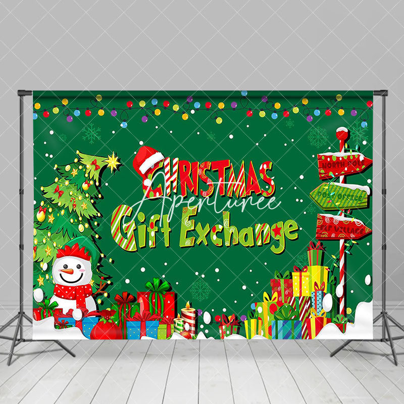 Aperturee - Aperturee Snowman Green Trees Christmas Gift Exchange Backdrop