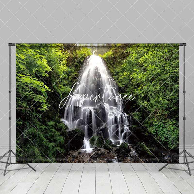 Aperturee - Aperturee Spectacular Waterfall Luxuriant Greenery Backdrop