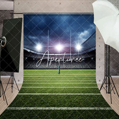 Aperturee - Aperturee Spotlight Green Field Nfl Sports Sweep Backdrop