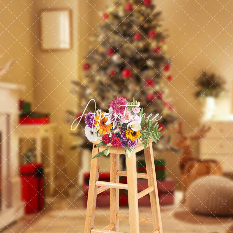 Aperturee - Aperturee Warm Festive Room Fireplace Christmas Tree Backdrop