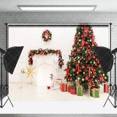 Aperturee - Aperturee Warm White Interior Christmas Tree Photo Backdrop