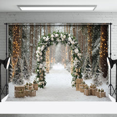 Aperturee - Aperturee White Flowers Embellish Green Arch Winter Backdrop