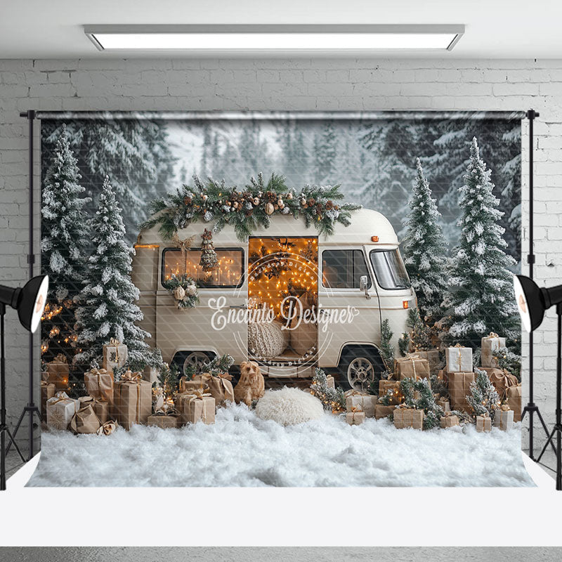 Aperturee - Aperturee White Minibus Snowy Pine Forest Christmas Backdrop