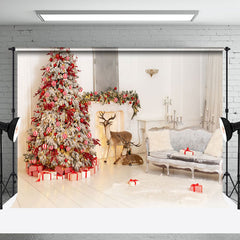 Aperturee - Aperturee White Room Elk Sofa Pine Tree Christmas Backdrop