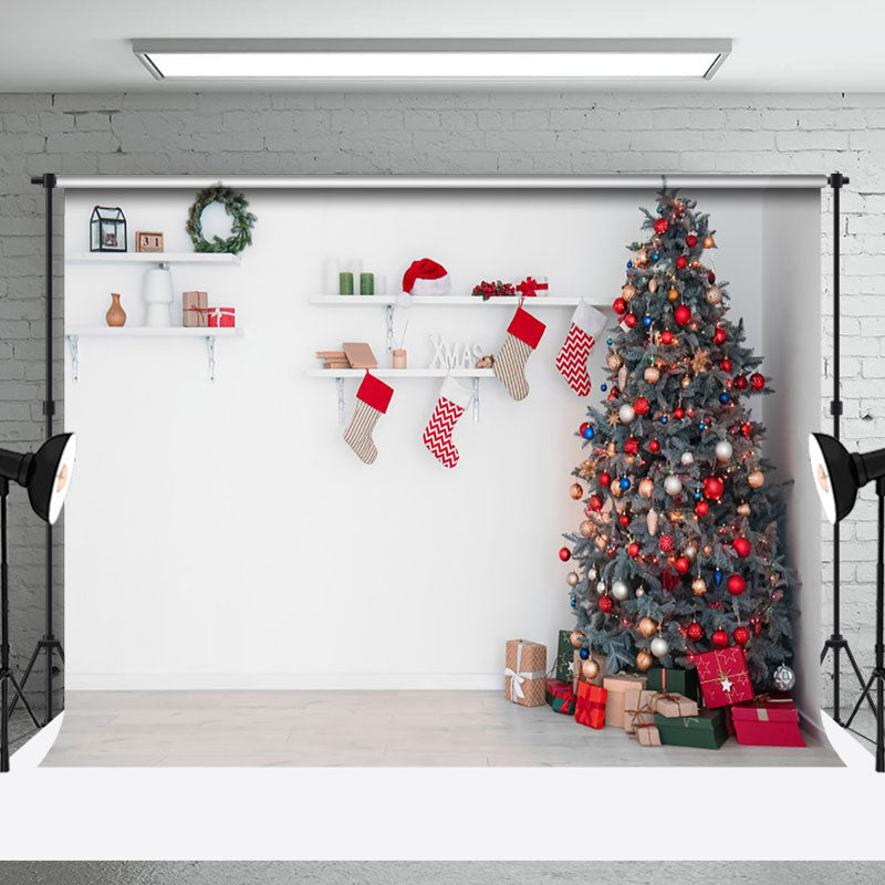 Aperturee - Aperturee White Wall Storage Rack Sock Christmas Tree Backdrop