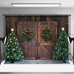 Aperturee - Aperturee Wooden Barn Door Pine Wreath Tree Christmas Backdrop