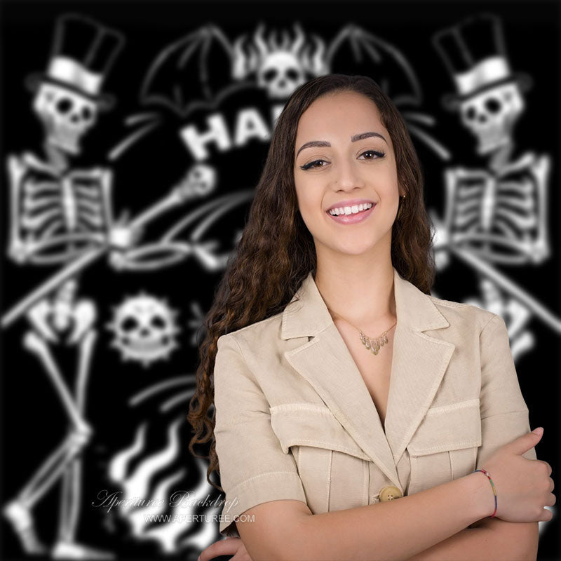 Aperturee - Black White Funny Skeleton Happy Halloween Backdrop