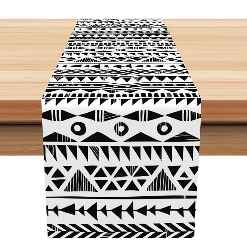 Aperturee - Black White Indian Patterns Vintage Table Runner