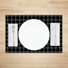 Aperturee - Black White Simple Plaid Modern Set Of 4 Placemats