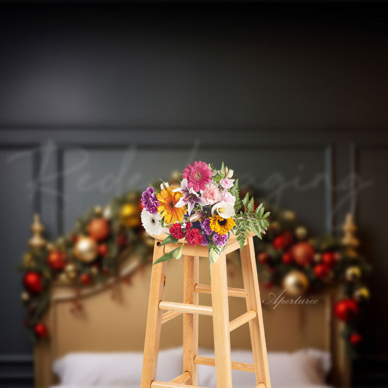 Aperturee - Christmas Balls Gold Headboard Backdrop For Photo