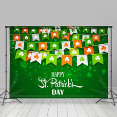 Aperturee - Clover Flags Green Happy St Patricks Day Backdrop