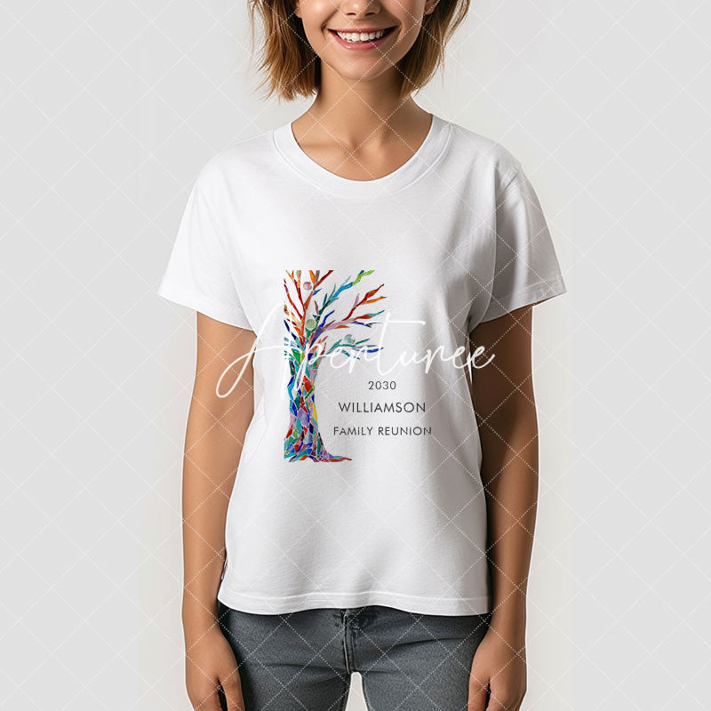 Aperturee - Colorful Retro Tree Custom Family Reunion T-Shirt