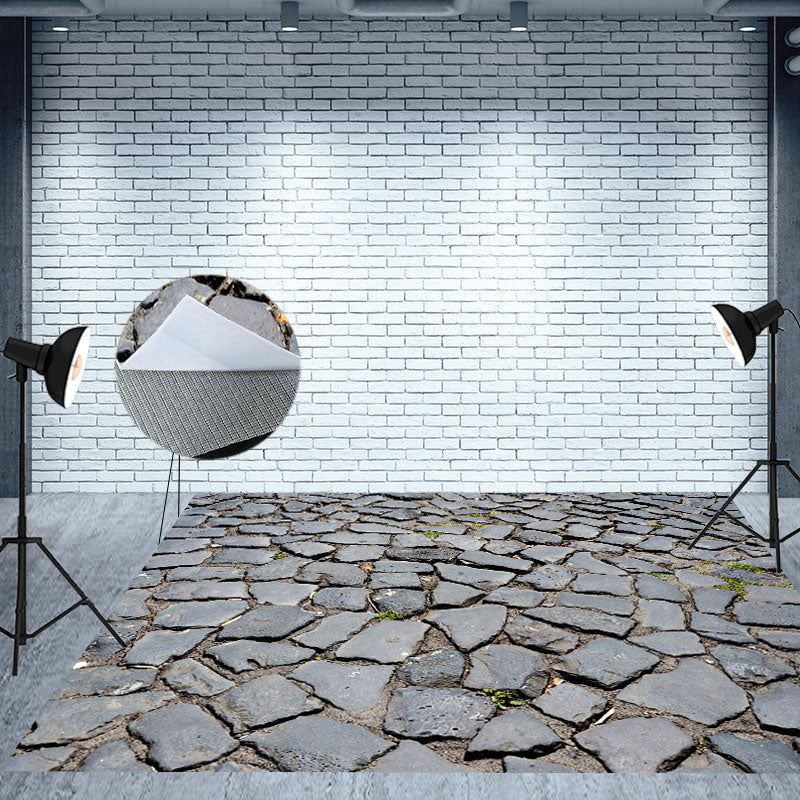 Aperturee - Cracked Little Dense Black Stones Rubber Floor Mat