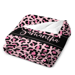 Aperturee - Custom Name Stylish Pink Leopard Pattern Blanket