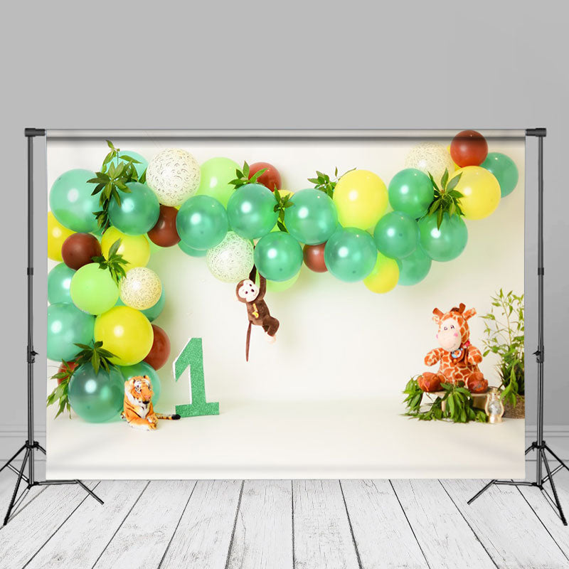 Aperturee - Cute Animal Dolls Beige 1st Birthday Portrait Backdrop