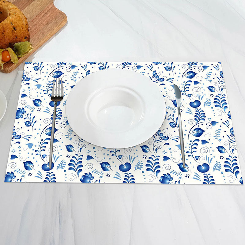 Aperturee - Cute Blue Leaves Heart Pattern Set Of 4 Placemats